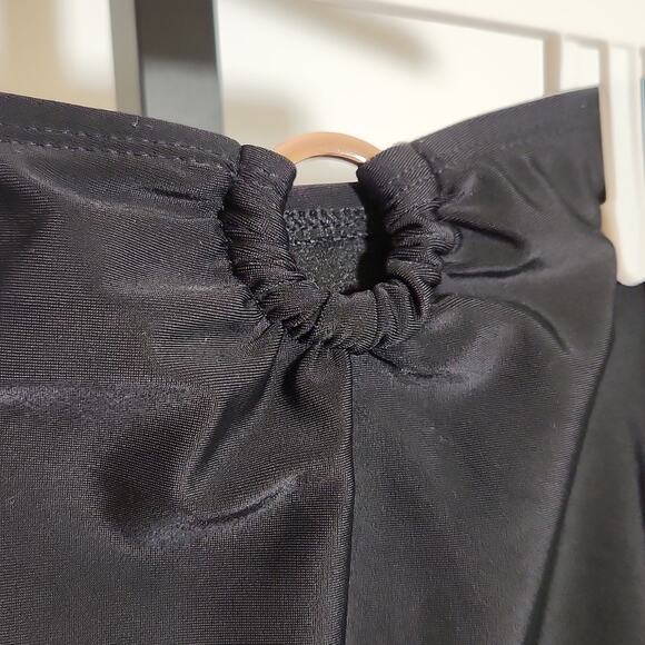 SHADE & SHORE 2PC Black Triangle Bikini Set, Size Sm/Med - Picture 8 of 11